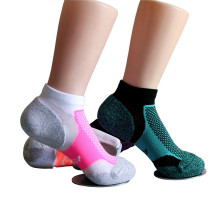 2020 Neue beliebte laufende atmungsaktive weiche Sport -Reitsocken Knöchelsocken Frauen